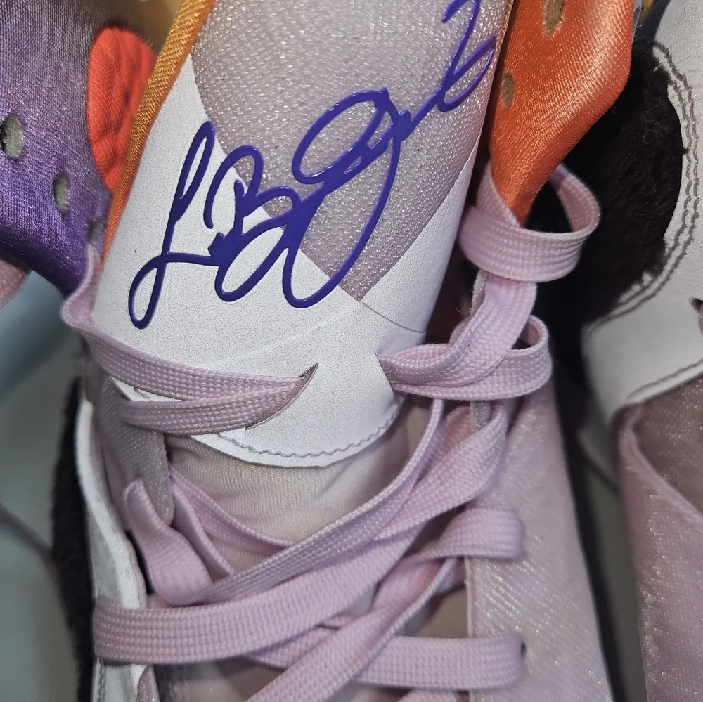 Size 10.5 - Nike LeBron 9 Regal Pink - Picture 7 of 8